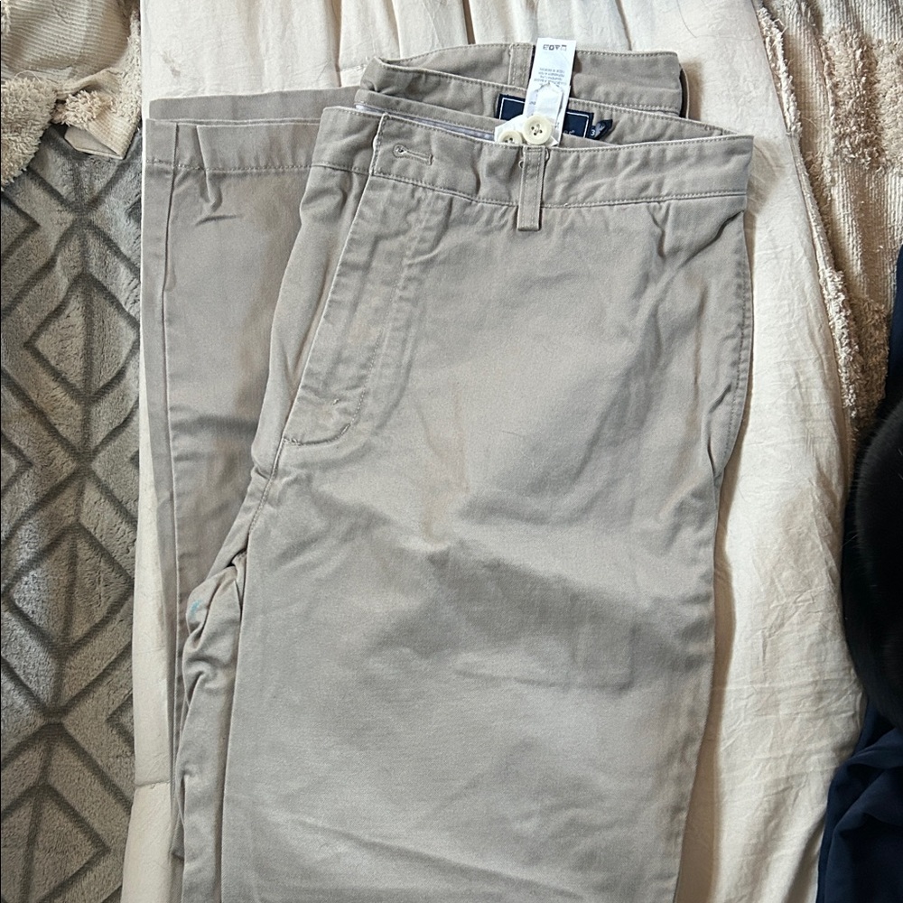 Men's Vineyard Vine’s Classic Tan Pants